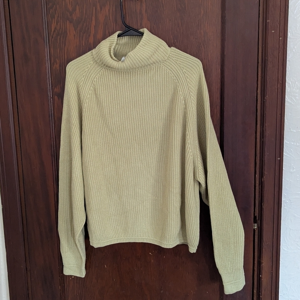 Lululemon Ribbed Turtleneck Sweater Dew Green Size XL/ XXL
